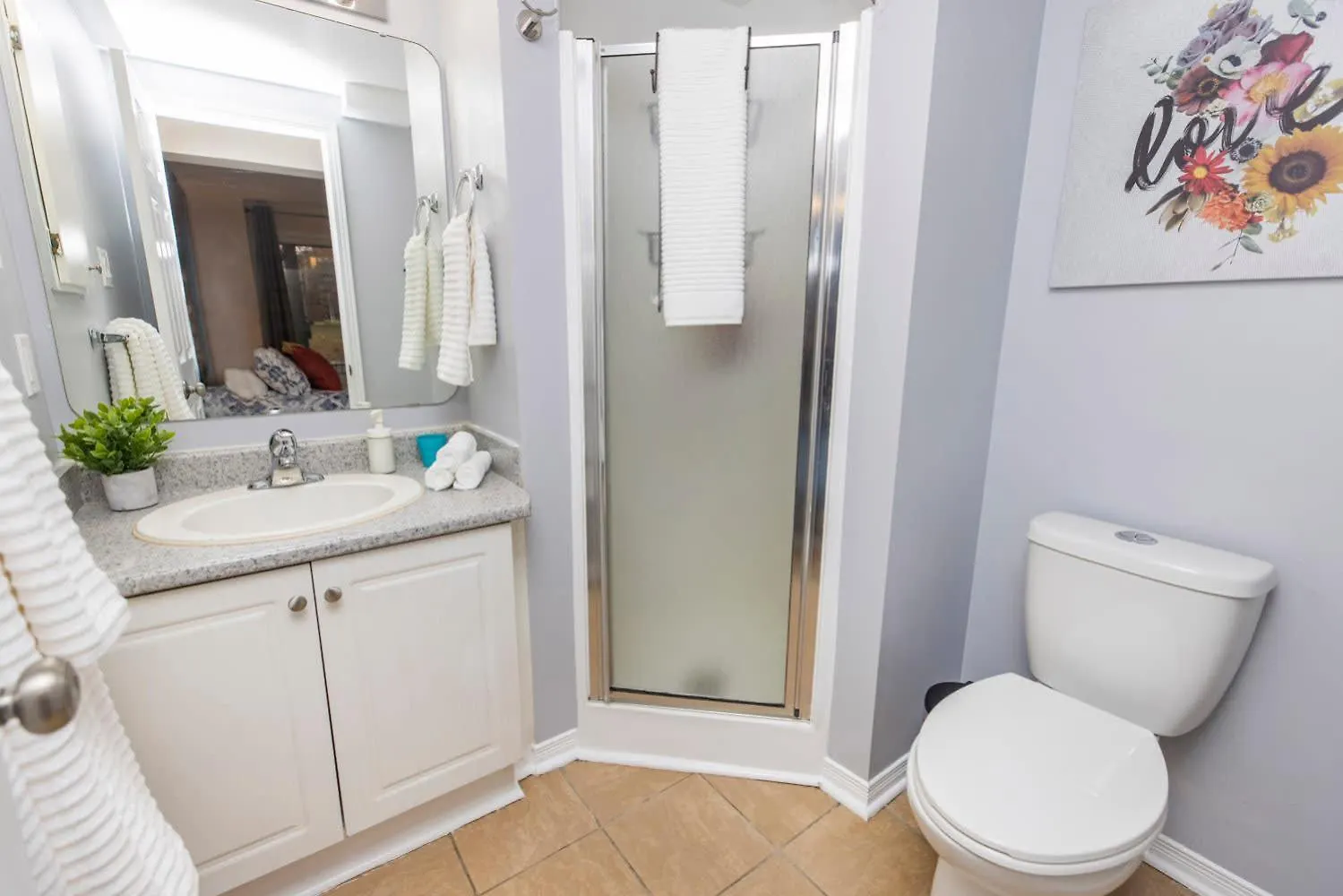 Studio Apt Close To Algonquin College - Pet Friendly 오타와